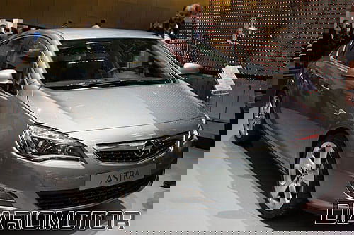 Opel Astra en el Salón de Frankfurt 2009