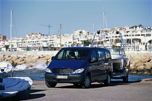 Dos coches para más de 7 pasajeros y abundante carga