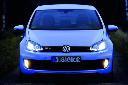 Volkswagen Golf GTD con faros bi-xenón y dynamic light cornering