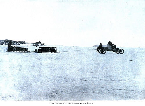 El primer coche que pisó la antártida
