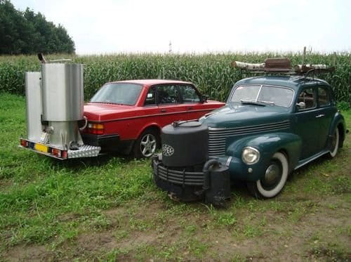 Los coches que se movían usando madera de árboles