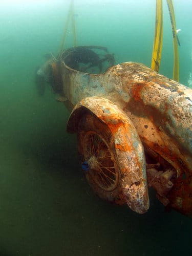 Lady of the Lake, el Bugatti rescatado de un lago suizo