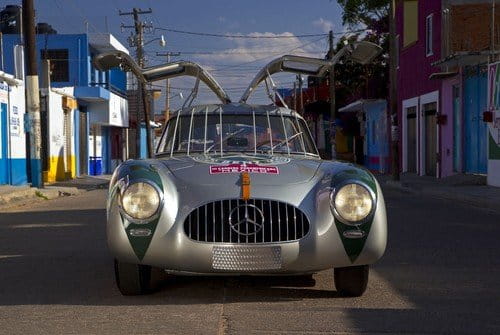 El Mercedes 300 SL vuelve a la Carrera Panamericana acompañado del SLS AMG