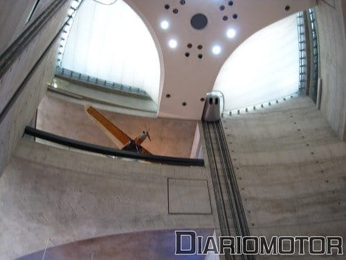 Visita al Museo Mercedes en Stuttgart