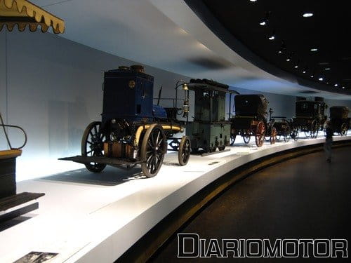 Visita al Museo Mercedes en Stuttgart