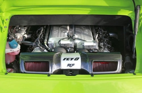 RUF transplanta un motor V8 a un Porsche 911