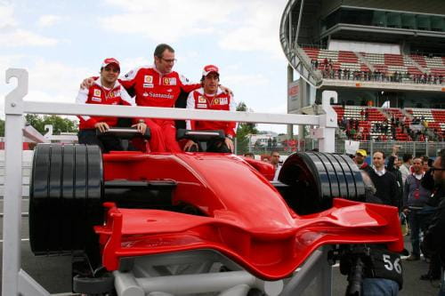 Ferrari Formula Rossa en Abu Dhabi, la montaña rusa más rápida del mundo