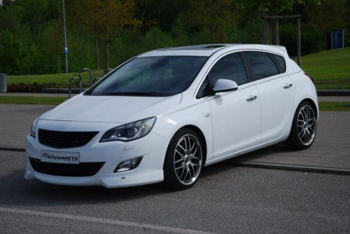 Opel Astra J por Steinmetz