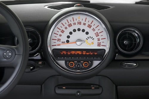 Mini Cooper S 2011, interior. Mini Connected.