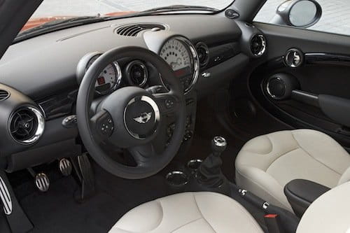 Mini Cooper S 2011, interior