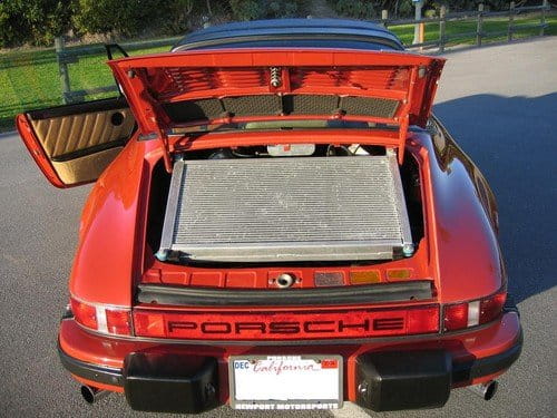 A la venta un Porsche 911 con un motor 8.2 V8 de un Cadillac Eldorado