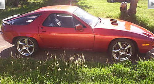 Porsche 928 powered by Boeing