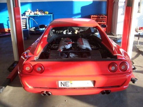 Un peculiar Ferrari 355 Testarossa