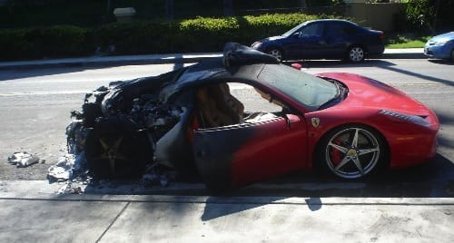 Ferrari 458 Italia quemado