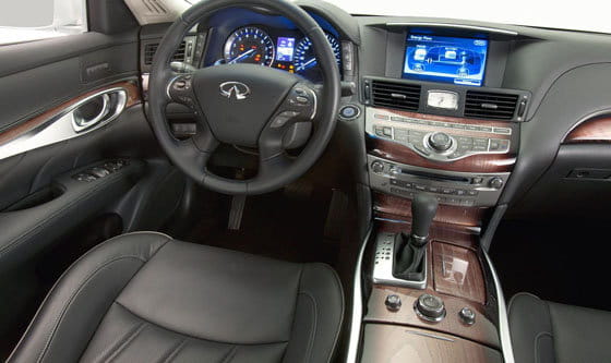 Infiniti M35h