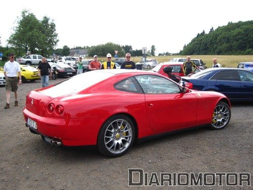 Visitando el parking del Nürburgring