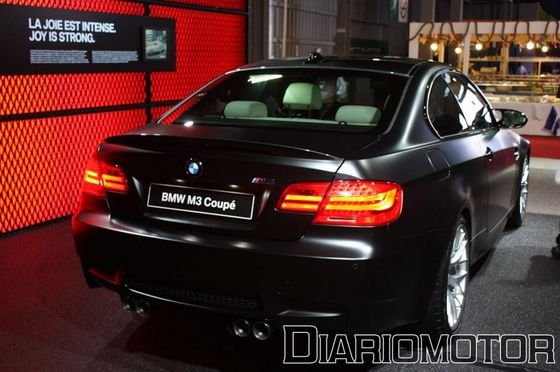 M3 negro mate trasera-lateral