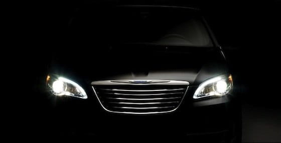 Chrysler 200, teaser frontal