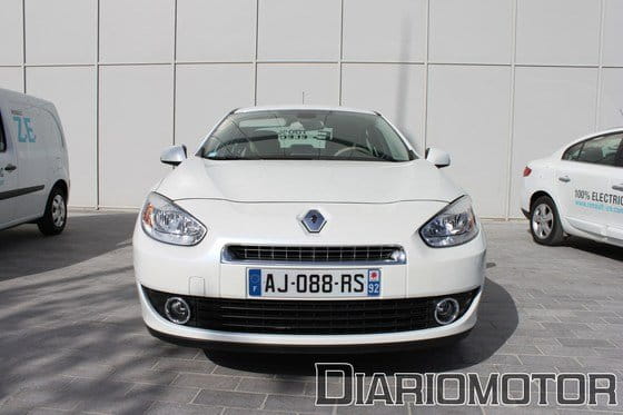 Renault Fluence Z.E., presentación y prueba en París