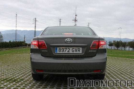 Toyota Avensis 1.8 VVT-i Advance, a prueba (I)