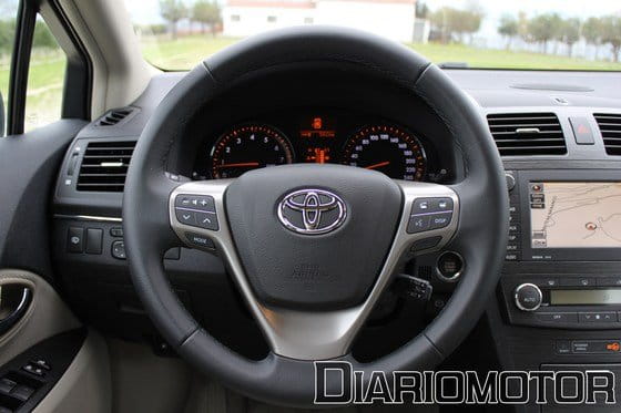 Toyota Avensis 1.8 VVT-i Advance, a prueba (II)