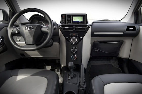 Toyota iQ-S 2011
