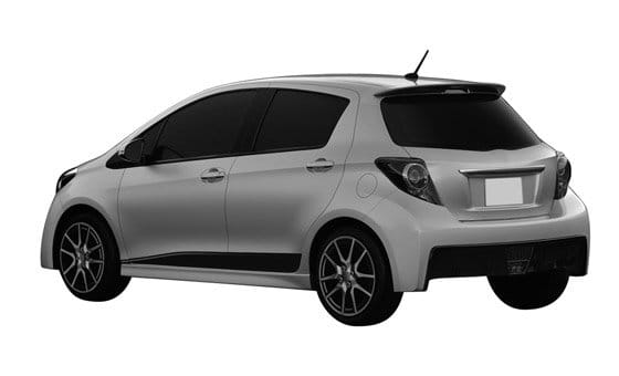 Bocetos Toyota Yaris TS