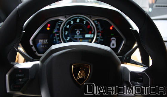 Lamborghini Aventador LP700-4, impresiones en Ginebra