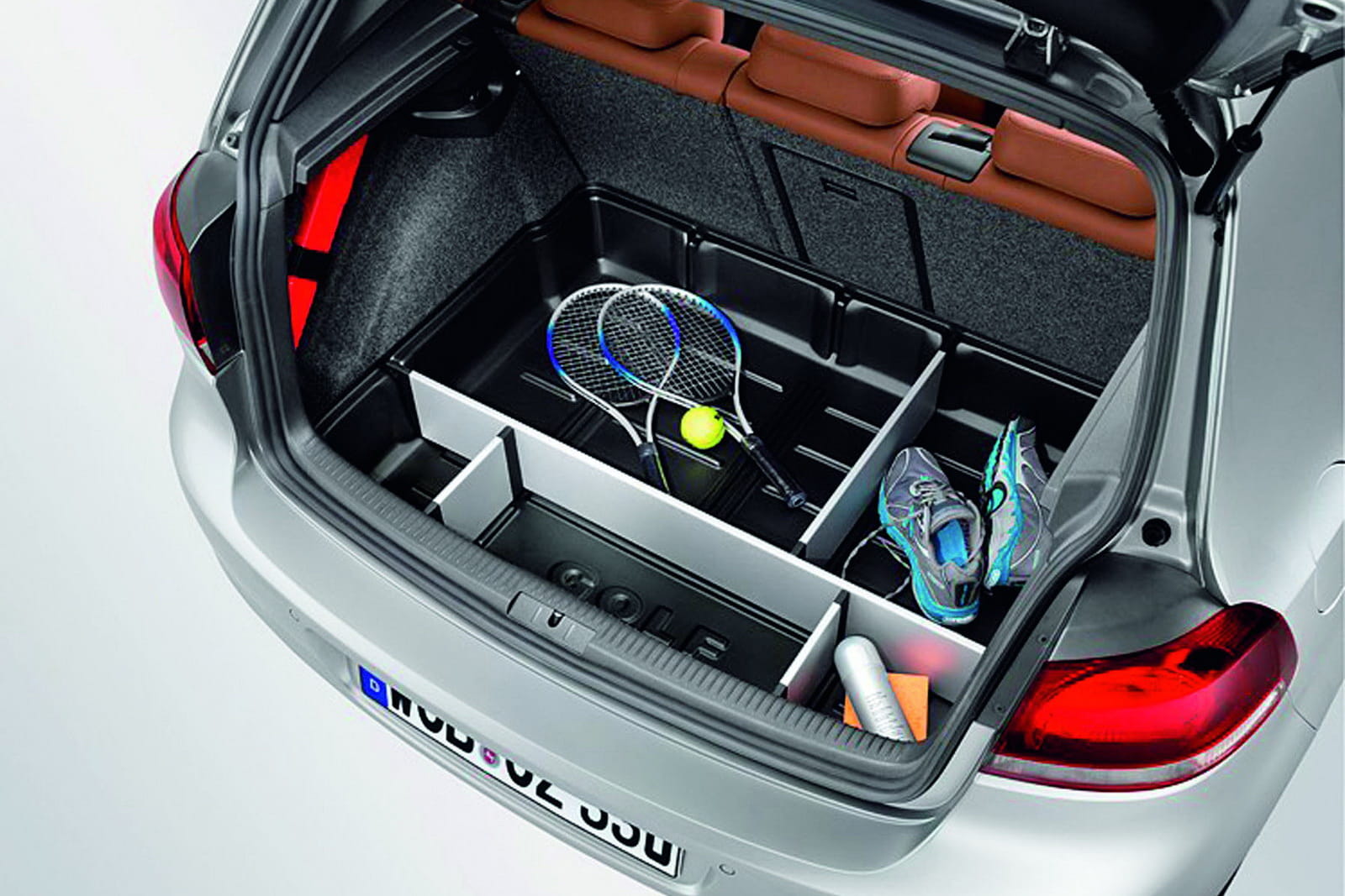 diapositiva lucha Barriga Nuevos accesorios para el Volkswagen Golf | Diariomotor