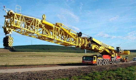 Liebherr LTM 11200-9.1, la grúa motorizada más grande del mundo