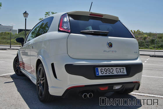 Parte trasera del Abarth Punto Evo