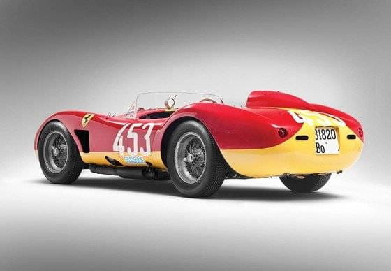 A subasta un exclusivo Ferrari 500 TRC Spider de cuatro cilindros