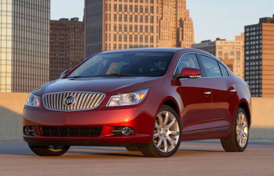 Buick Lacrosse 2011