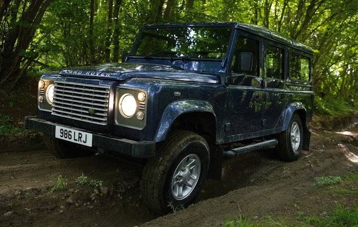 Land Rover Defender