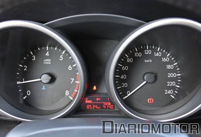 Mazda 5 2.0 DISI y 1.6 CRTD Luxury, a prueba (I)