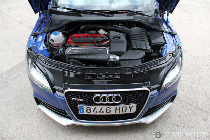 Prueba Audi TT RS 700