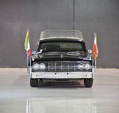 Lincoln Continental 1964 Papamóvil