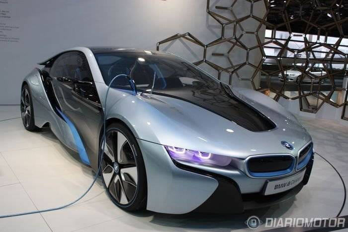 BMW electrifica Frankfurt: i3 e i8 Concept