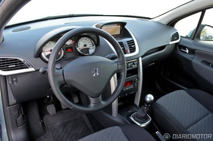 Peugeot 207 1.6 HDi 112 y 1.4 VTi, a prueba (II)