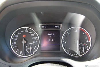 Mercedes-Benz Clase B 2012, interior