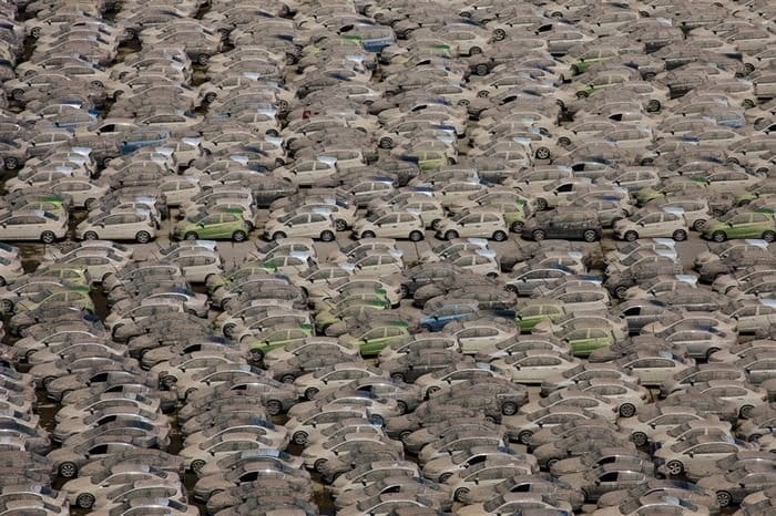 Honda achatarra más de mil coches afectados por las inundaciones de Tailandia