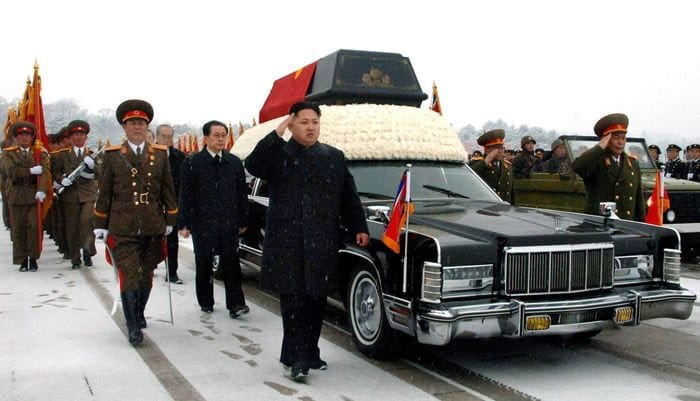 El último paseo de Kim Jong-il ha sido en una limusina Lincoln