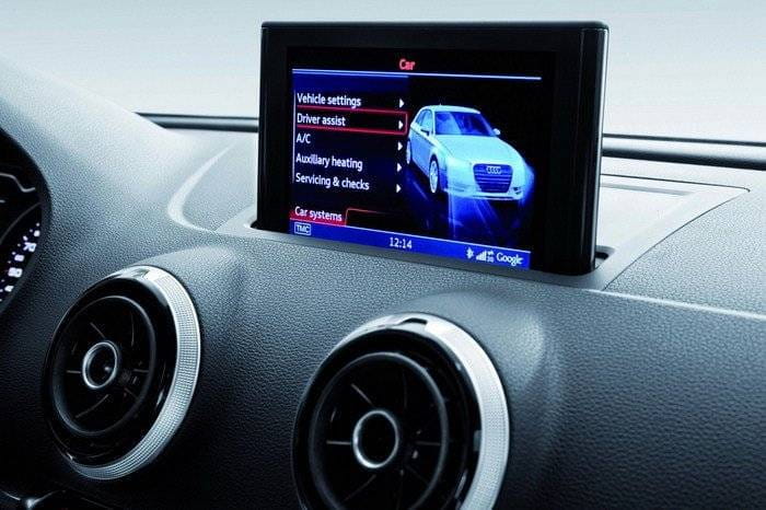 Interior y tecnología a bordo del Audi A3 2012