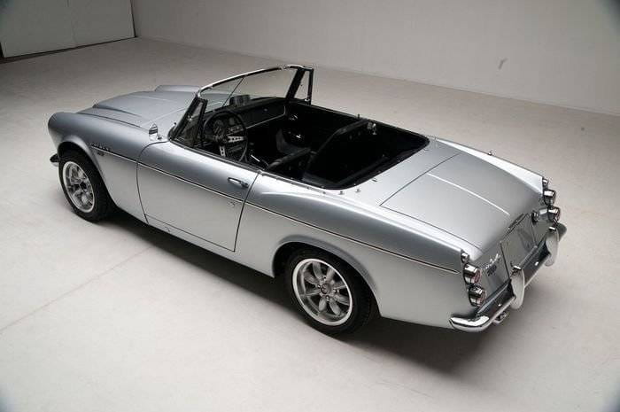 Este precioso Datsun Sports 2000 Roadster busca un nuevo hogar