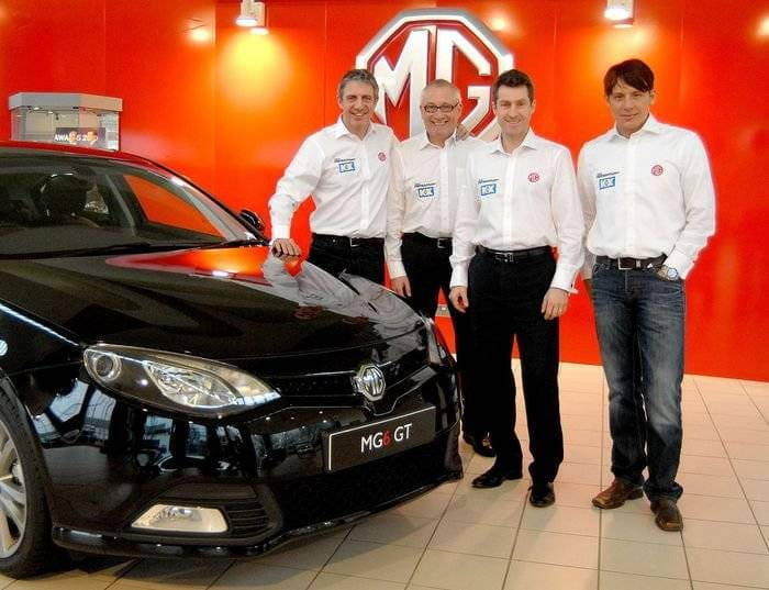 MG vuelve a entrar en competición con Jason Plato y el MG6 GT