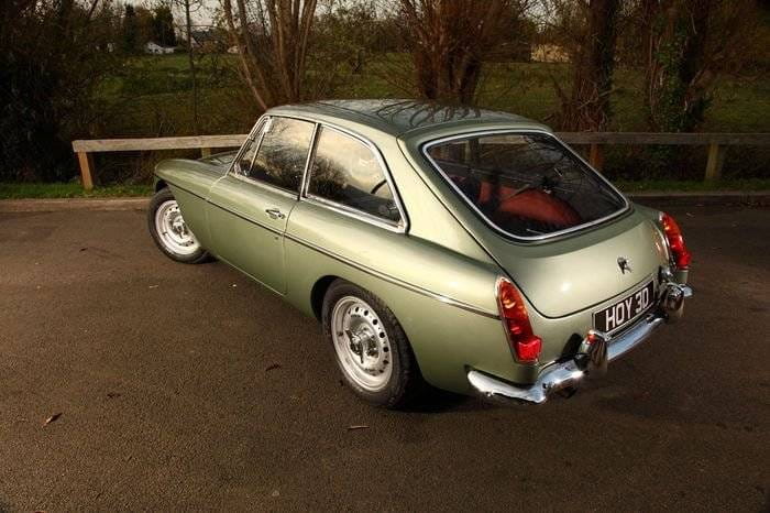 MGB-GT LE50, un fantástico restomod con todo el sabor clásico y corazón Mazda