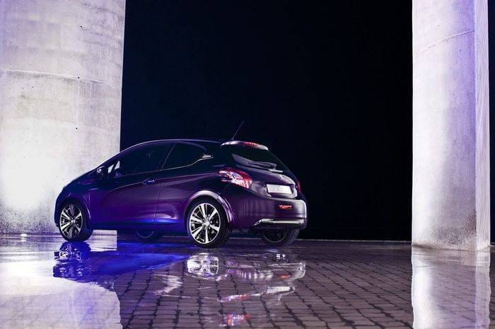 Peugeot 208 XY Concept, aires premium y una pintura muy especial