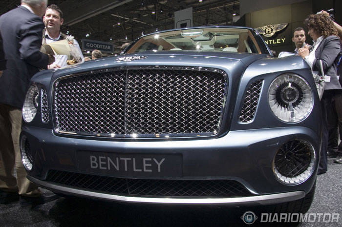 Bentley EXP 9 F SUV