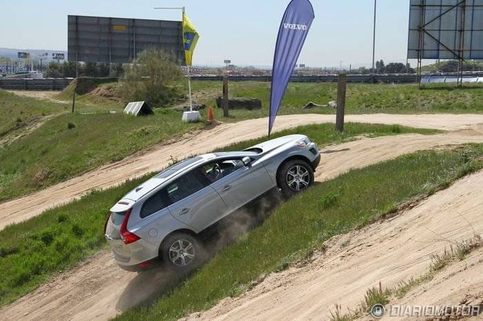 Jornadas de Conducción Segura Volvo en el Circuito del Jarama (II)