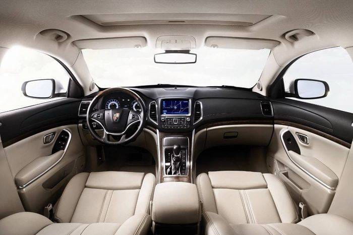 Roewe 950, el buque insignia de MG-SAIC en China, con plataforma Buick